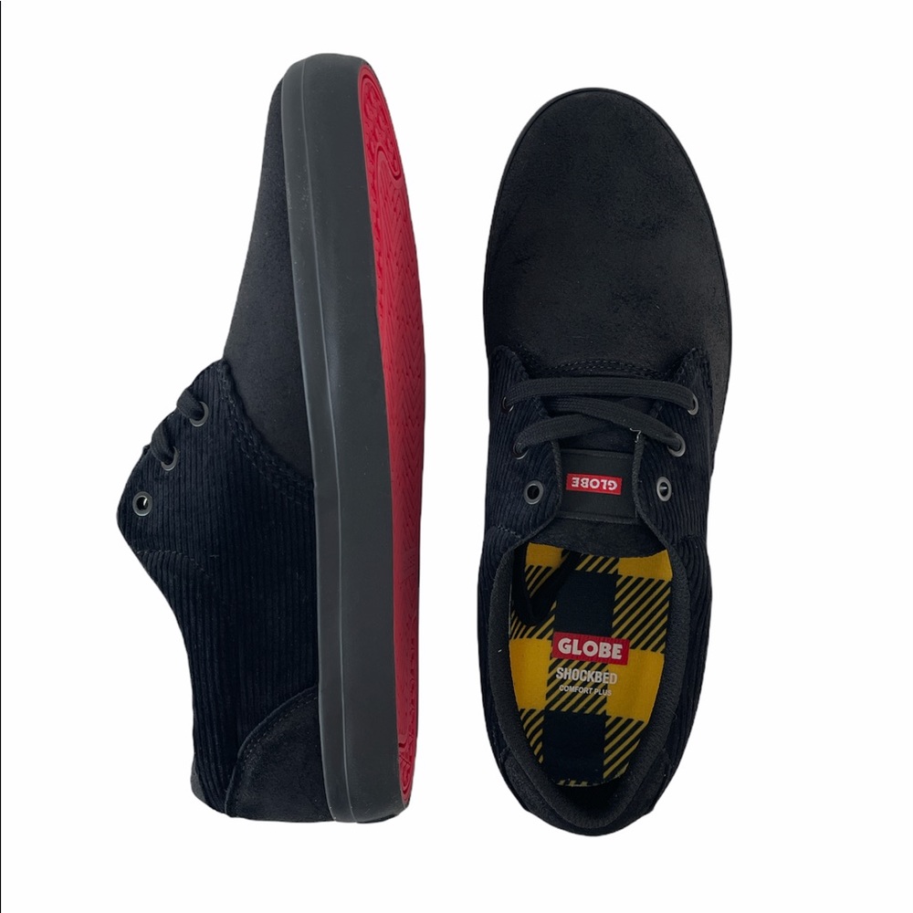 Globe Winslow Black Cord. Men’s Size 9